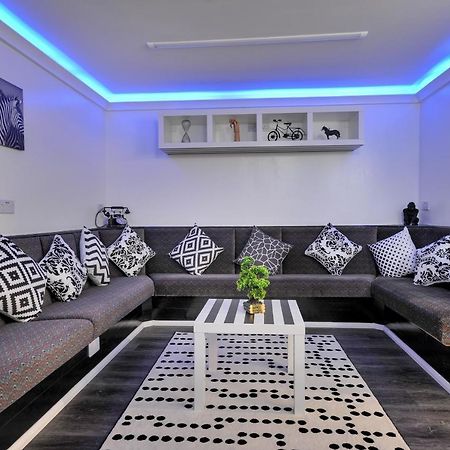 Four Oaks House Villa คาร์ลไอเอิล ภายนอก รูปภาพ